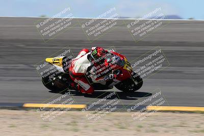 media/Apr-05-2024-Apex Assassins-CVMA Friday Practice (Fri) [[ee2ef04f2b]]/3-Racer 2/Session 3 (Bowl Speed Pans)/